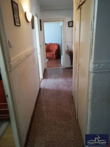 vanzare-apartament-3-camere-decomandat-in-ploiesti-str-gheorghe-grigore-cantacuzino-zona-mega-image-4